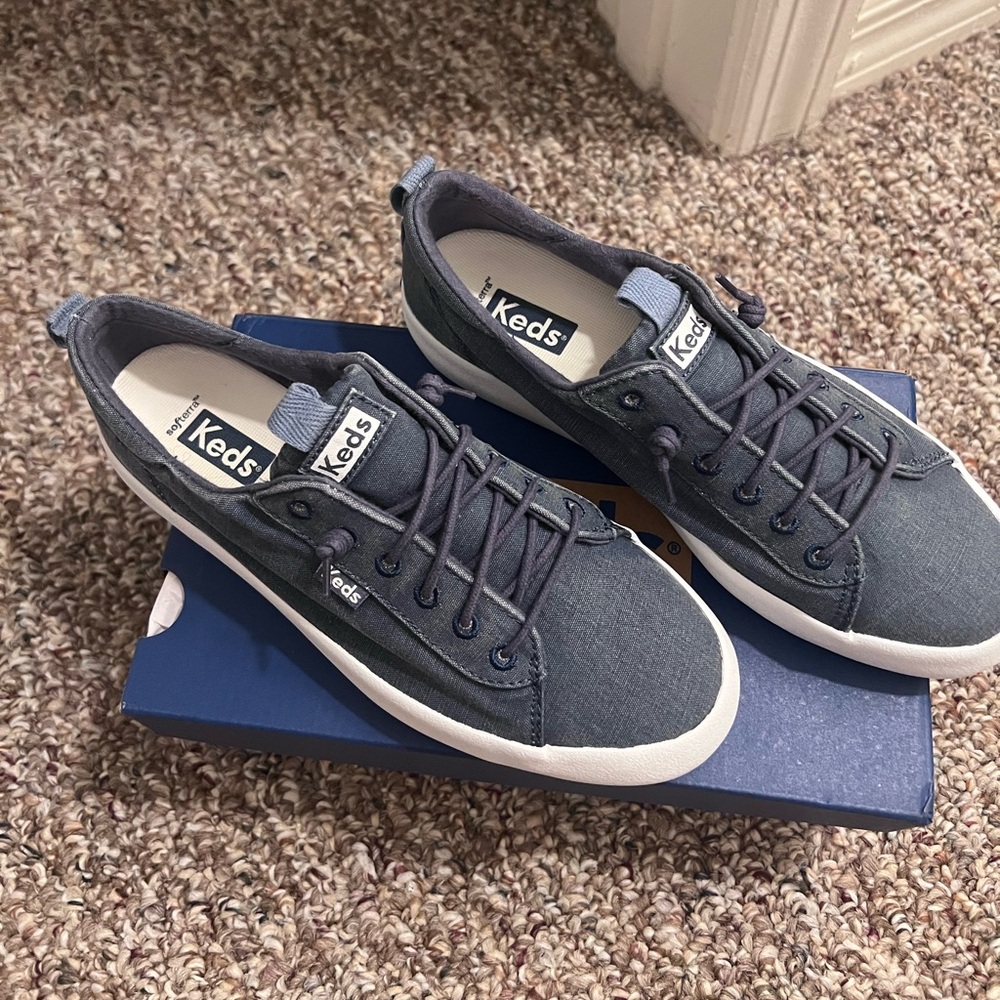 Nib Keds  slips on canvas shoes